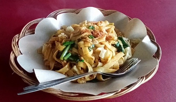 Porsinya Bikin Puas, Kedai Cak Gustie Jadi Favorit Mahasiswa&nbsp;UMK