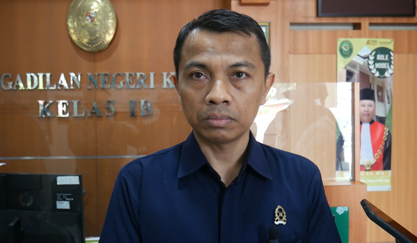 Rugikan Jemaah Rp4,9 M, Pemilik Biro Umrah Goldy Mixalmina Kudus Divonis 3 Tahun Penjara