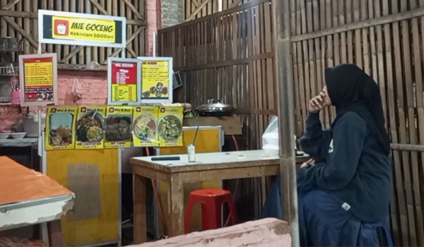 Murah dan Lezat, Kedai Mie Goceng Jadi Andalan Mahasiswa Tuntaskan Kelaparan