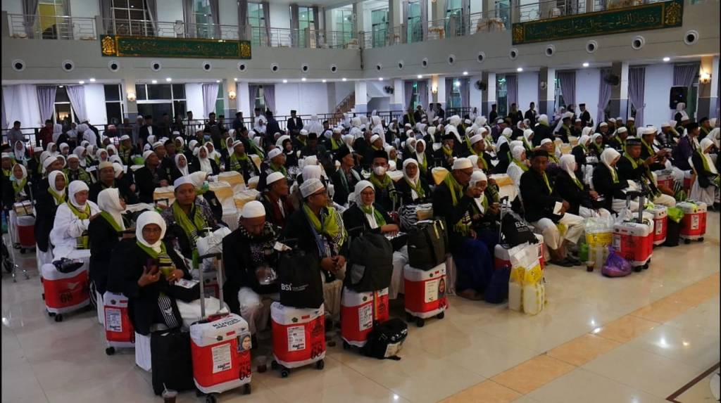 Pj Bupati Kudus Tagih Janji ke Ratusan Jemaah Haji