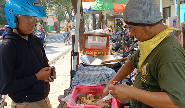 Sukses Jual Bakso Goreng, Imbron Ternyata Dapat Ide Jualan dari&nbsp;Mimpi