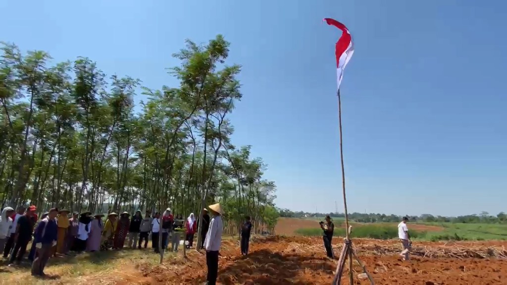 Petani Desa Karangsari Cluwak Adakan Upacara di Lahan Pertanian