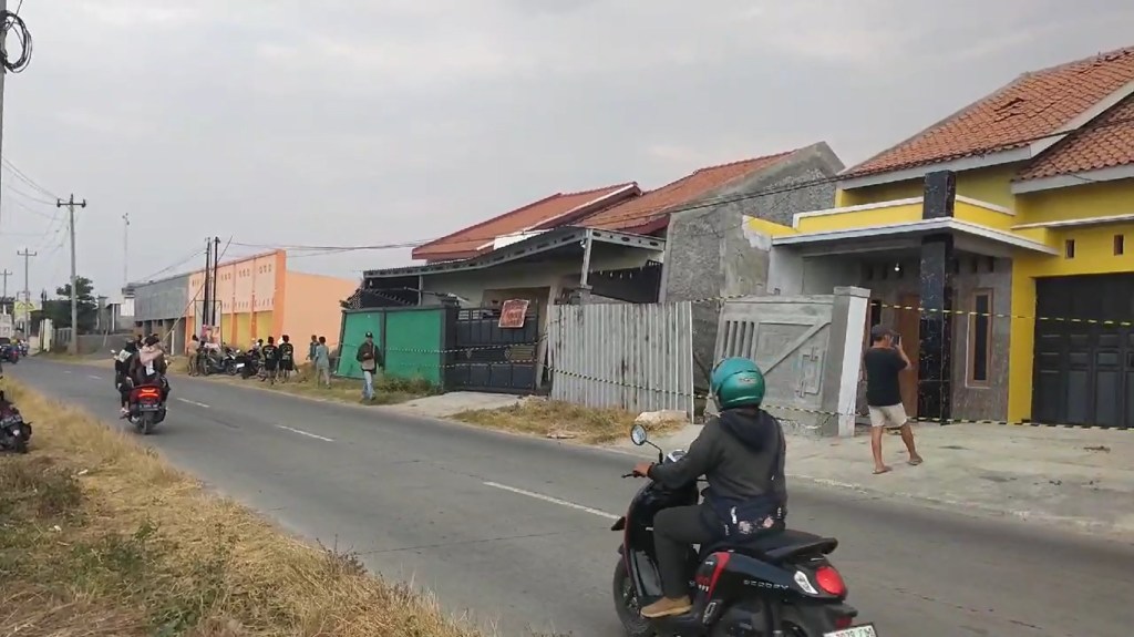 Rumahnya Rusak Akibat Tanah Gerak, Sejumlah Warga di Purworejo Pati Ngungsi